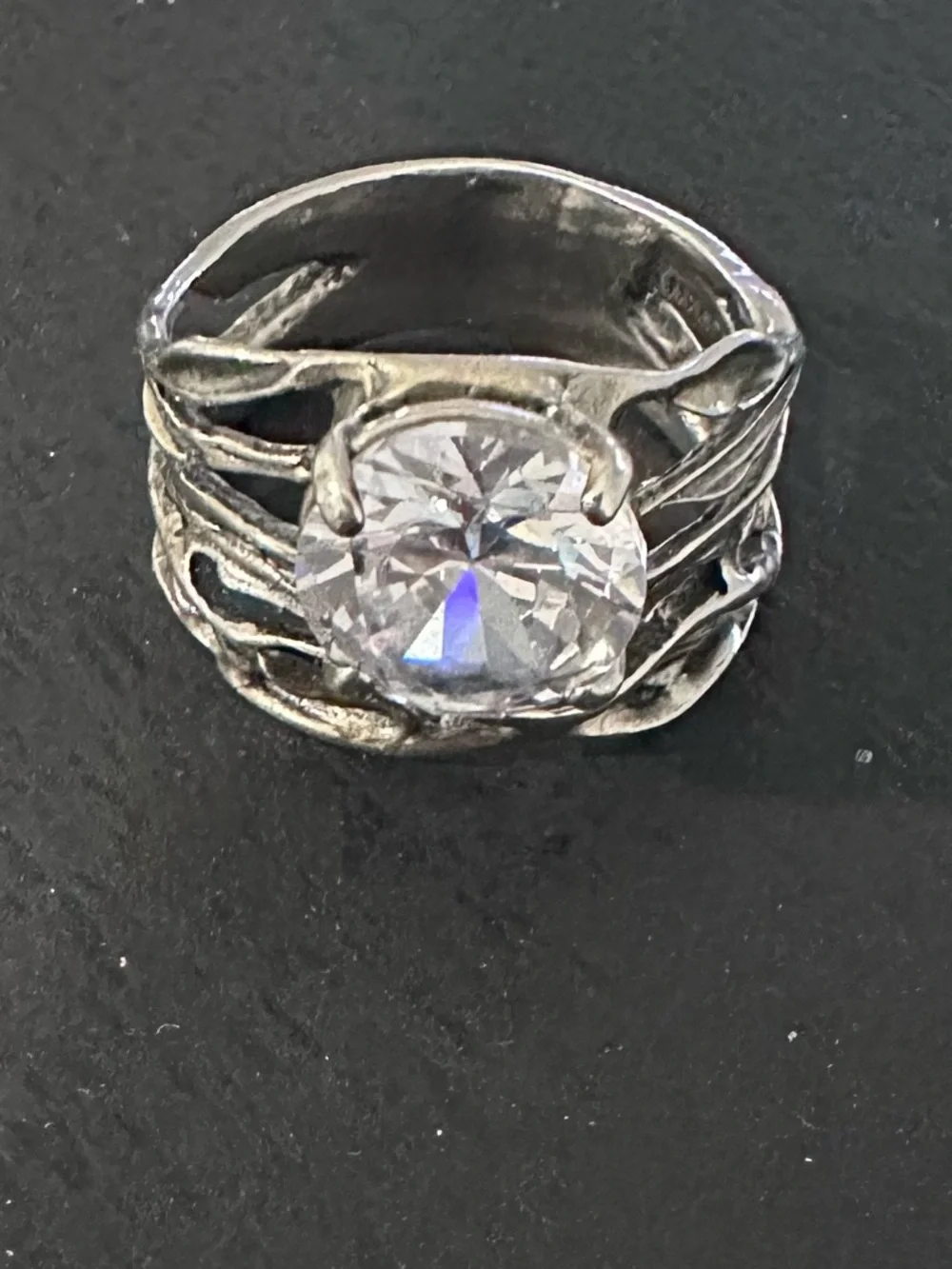 Sterling Silver Sculpted Band Ring with Clear Round Crystal Size 8 - Picture 1 of 3